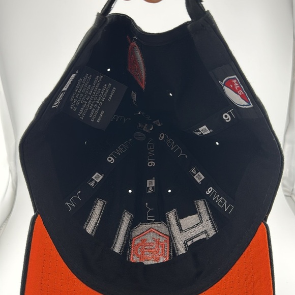 NWT Houston Dynamo
Team 9TWENTY Adjustable NEW ERA Black Orange Cap Hat OSFM - Picture 7 of 13